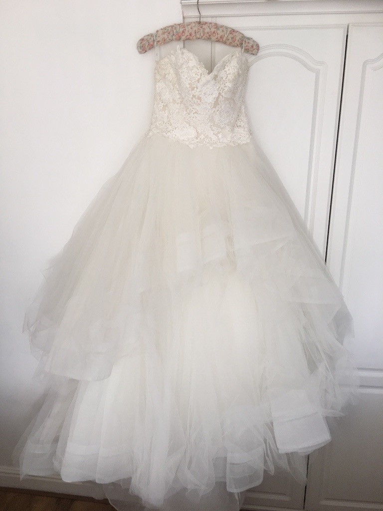 Twelve Size Wedding Dress